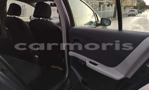 Buy Used Toyota Yaris Black Car in Port Louis in Port Louis District Buy Used Toyota Yaris Black Car in Port Louis in Port Louis District