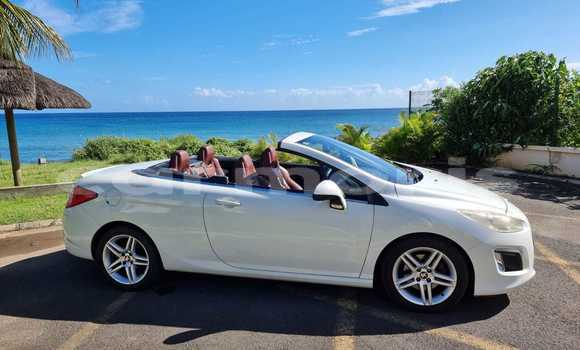 Buy Used Peugeot 308 White Car in Tamarin in Black River District Buy Used Peugeot 308 White Car in Tamarin in Black River District