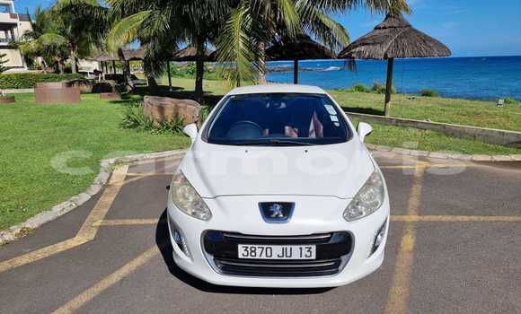 Buy Used Peugeot 308 White Car in Tamarin in Black River District Buy Used Peugeot 308 White Car in Tamarin in Black River District