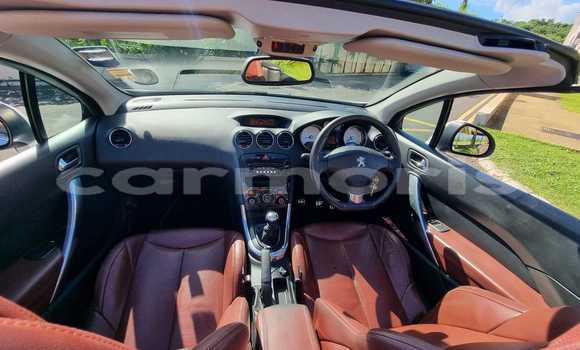 Buy Used Peugeot 308 White Car in Tamarin in Black River District Buy Used Peugeot 308 White Car in Tamarin in Black River District