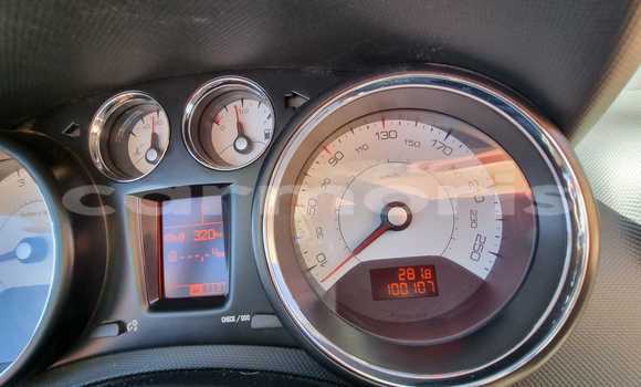 Buy Used Peugeot 308 White Car in Tamarin in Black River District Buy Used Peugeot 308 White Car in Tamarin in Black River District