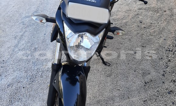 Acheter Occasion Moto Suzuki GSX Noir à Tamarin, Black River District Acheter Occasion Moto Suzuki GSX Noir à Tamarin, Black River District