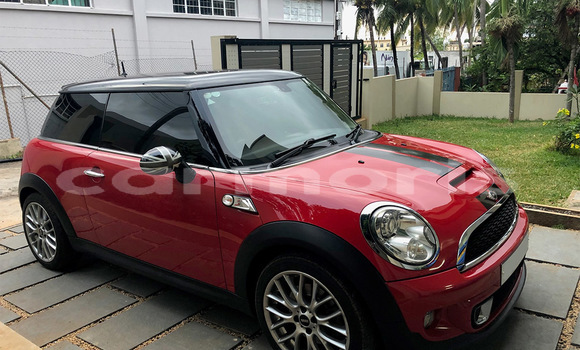 Buy Used MINI Cooper Red Car in Port Louis in Port Louis District Buy Used MINI Cooper Red Car in Port Louis in Port Louis District