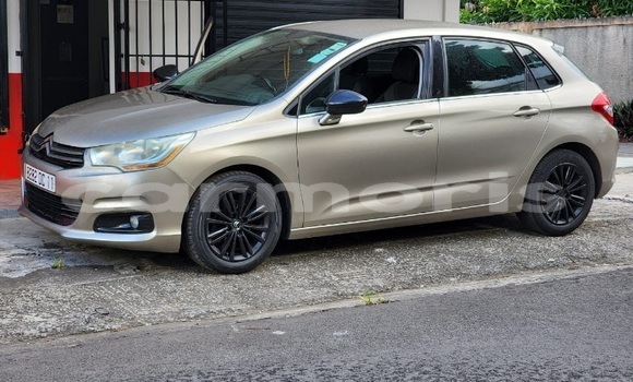 Buy Used Citroen C4 Beige Car in Beau Bassin–Rose Hill in Plaines Wilhems District