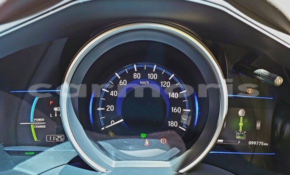 Buy Used Honda fit White Car in Vacoas–Phoenix in Plaines Wilhems District Buy Used Honda fit White Car in Vacoas–Phoenix in Plaines Wilhems District