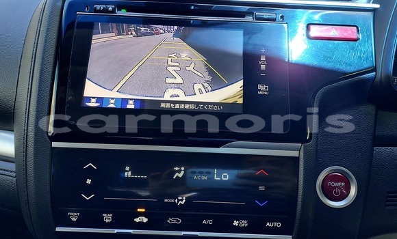 Buy Used Honda fit White Car in Vacoas–Phoenix in Plaines Wilhems District Buy Used Honda fit White Car in Vacoas–Phoenix in Plaines Wilhems District