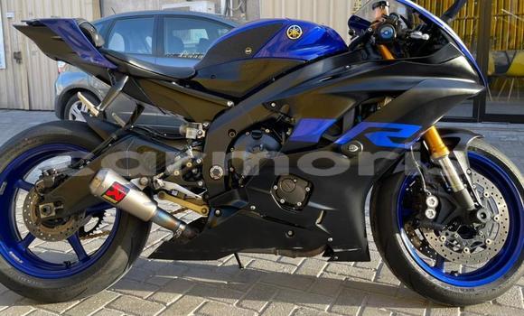 Buy Used Yamaha YZF Blue Bike in Port Louis in Port Louis District Buy Used Yamaha YZF Blue Bike in Port Louis in Port Louis District