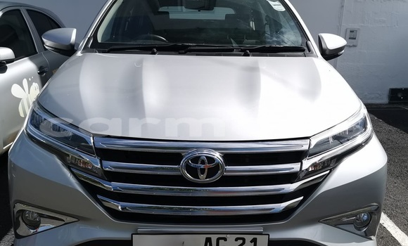 Buy Used Toyota Rush Silver Car in Albion in Black River District Buy Used Toyota Rush Silver Car in Albion in Black River District