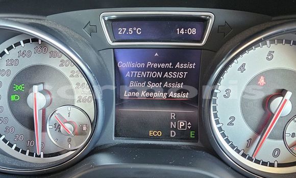 Buy Used Mercedes-Benz GLA-klasse White Car in Quatre Bornes in Plaines Wilhems District Buy Used Mercedes-Benz GLA-klasse White Car in Quatre Bornes in Plaines Wilhems District