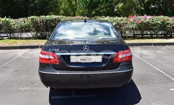 Buy Used Mercedes Viano Black Car in Port Louis in Port Louis District Buy Used Mercedes Viano Black Car in Port Louis in Port Louis District