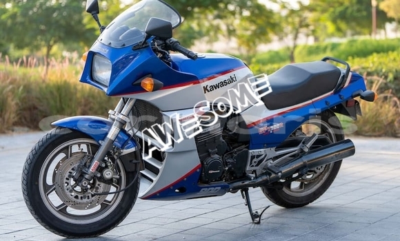 Acheter Occasion Moto Kawasaki GPZ Bleu à Port Louis, Port Louis District Acheter Occasion Moto Kawasaki GPZ Bleu à Port Louis, Port Louis District