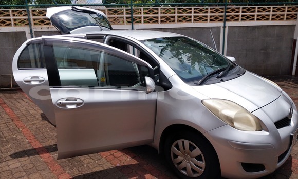 Buy Used Toyota Vitz Silver Car in Beau Bassin–Rose Hill in Plaines Wilhems District Buy Used Toyota Vitz Silver Car in Beau Bassin–Rose Hill in Plaines Wilhems District