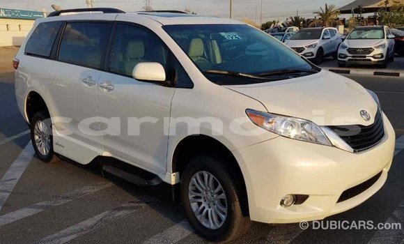 Buy Import Toyota Sienna White Car in Import - Dubai in Agalega Islands Buy Import Toyota Sienna White Car in Import - Dubai in Agalega Islands