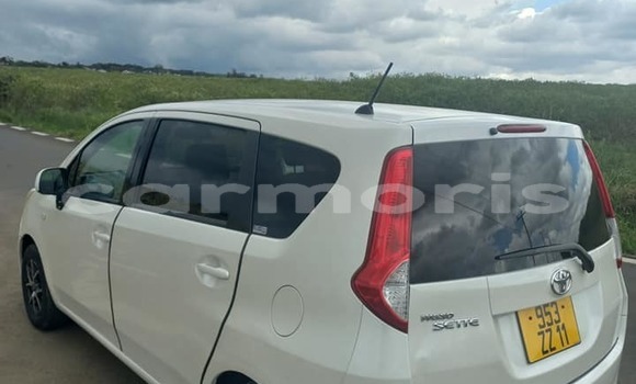 Acheter Occasion Voiture Toyota Passo Blanc à Beau Bassin–Rose Hill, Plaines Wilhems District Acheter Occasion Voiture Toyota Passo Blanc à Beau Bassin–Rose Hill, Plaines Wilhems District