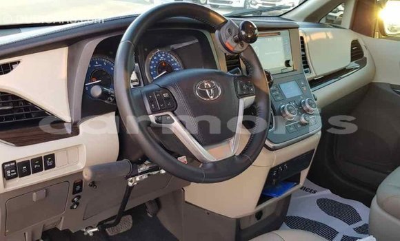 Buy Import Toyota Sienna White Car in Import - Dubai in Agalega Islands Buy Import Toyota Sienna White Car in Import - Dubai in Agalega Islands