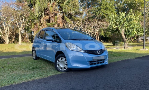 Buy Used Honda fit Blue Car in Grand Baie–Montagne Goyaves in Rodrigues Buy Used Honda fit Blue Car in Grand Baie–Montagne Goyaves in Rodrigues