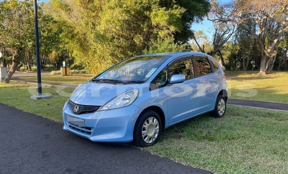 Buy Used Honda fit Blue Car in Grand Baie–Montagne Goyaves in Rodrigues Buy Used Honda fit Blue Car in Grand Baie–Montagne Goyaves in Rodrigues