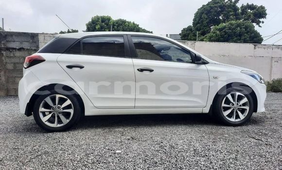 Buy Used Toyota Fortuner White Car in Port Louis in Port Louis District Buy Used Toyota Fortuner White Car in Port Louis in Port Louis District