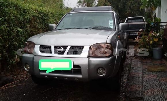 Buy Used Nissan Primastar Other Car in Baie du Cap in Savanne District Buy Used Nissan Primastar Other Car in Baie du Cap in Savanne District