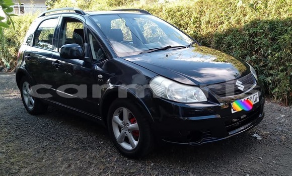 Buy Used Suzuki SX4 Black Car in Baie du Cap in Savanne District