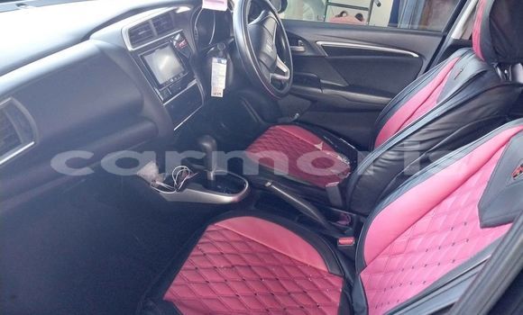 Buy Used Honda fit Black Car in Mahébourg in Grand Port District Buy Used Honda fit Black Car in Mahébourg in Grand Port District