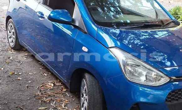 Buy Used Hyundai i10 Blue Car in Baie du Cap in Savanne District Buy Used Hyundai i10 Blue Car in Baie du Cap in Savanne District