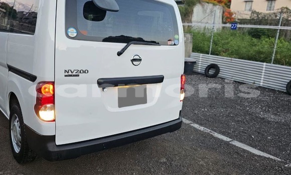 Buy Used Nissan NV200 White Car in Baie du Cap in Savanne District Buy Used Nissan NV200 White Car in Baie du Cap in Savanne District