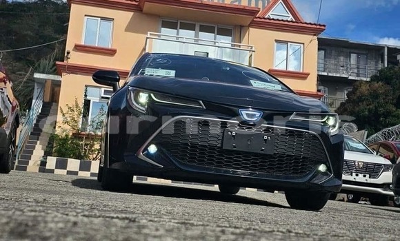 Buy Used Toyota Corolla Black Car in Baie du Cap in Savanne District Buy Used Toyota Corolla Black Car in Baie du Cap in Savanne District