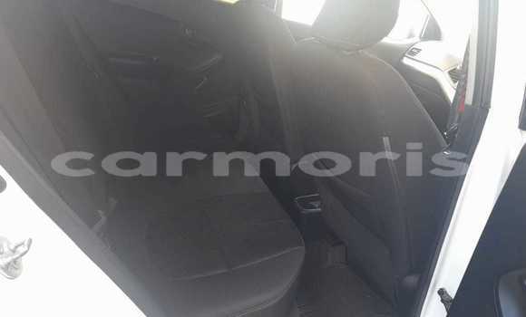 Buy Used Kia Picanto White Car in Vacoas–Phoenix in Plaines Wilhems District Buy Used Kia Picanto White Car in Vacoas–Phoenix in Plaines Wilhems District