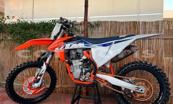 Buy Used KTM 450 Beige Bike in Port Louis in Port Louis District