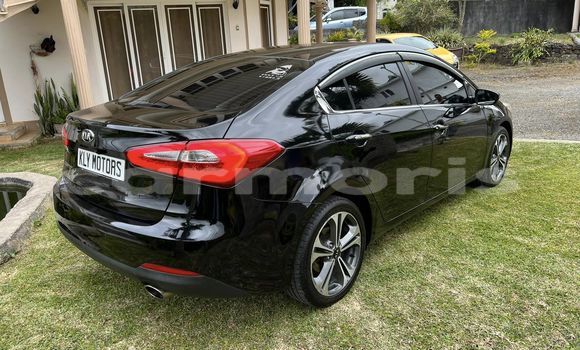 Buy Used Kia Cerato Black Car in Anse La Raie in Rivière du Rempart District Buy Used Kia Cerato Black Car in Anse La Raie in Rivière du Rempart District