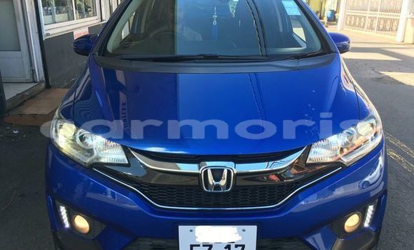 Buy Used Honda fit Blue Car in Anse La Raie in Rivière du Rempart District Buy Used Honda fit Blue Car in Anse La Raie in Rivière du Rempart District