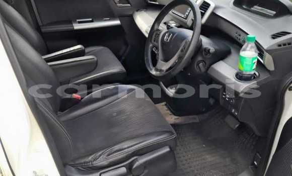 Buy Used Honda Freed White Car in Amitié–Gokhoola in Rivière du Rempart District Buy Used Honda Freed White Car in Amitié–Gokhoola in Rivière du Rempart District
