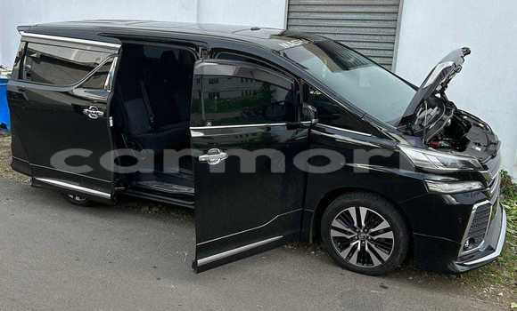 Buy Used Toyota Vellfire Black Car in Baie du Cap in Savanne District Buy Used Toyota Vellfire Black Car in Baie du Cap in Savanne District