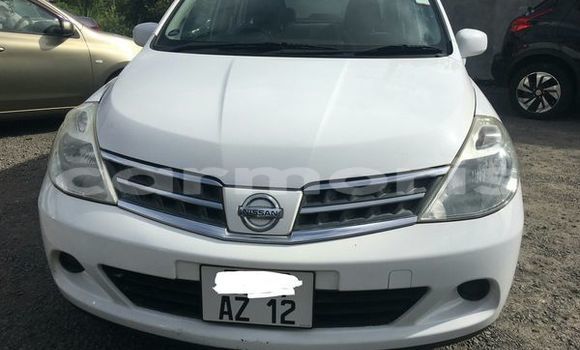 Buy Used Nissan Tiida White Car in Baie Malgache in Rodrigues Buy Used Nissan Tiida White Car in Baie Malgache in Rodrigues