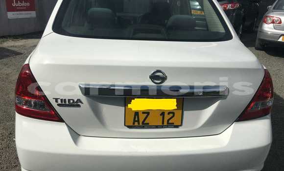 Buy Used Nissan Tiida White Car in Baie Malgache in Rodrigues Buy Used Nissan Tiida White Car in Baie Malgache in Rodrigues