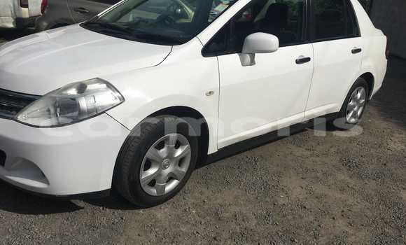 Buy Used Nissan Tiida White Car in Baie Malgache in Rodrigues Buy Used Nissan Tiida White Car in Baie Malgache in Rodrigues