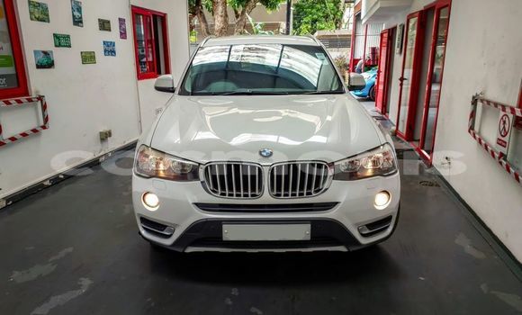 Buy Used BMW X3 White Car in Baie du Cap in Savanne District