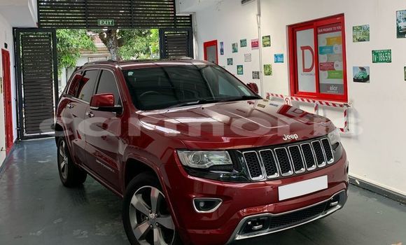 Buy Used Jeep Grand Cherokee Red Car in Baie du Cap in Savanne District Buy Used Jeep Grand Cherokee Red Car in Baie du Cap in Savanne District