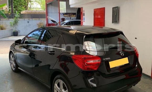 Buy Used Mercedes-Benz C-Classe Black Car in Baie du Tombeau in Pamplemousses District Buy Used Mercedes-Benz C-Classe Black Car in Baie du Tombeau in Pamplemousses District