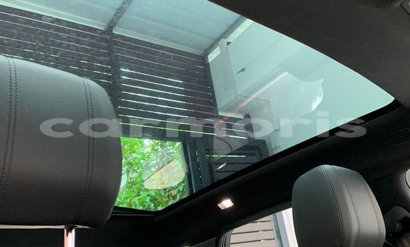 Buy Used Range Rover Range Rover Red Car in Baie du Cap in Savanne District Buy Used Range Rover Range Rover Red Car in Baie du Cap in Savanne District