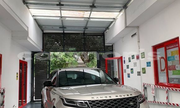 Buy Used Range Rover Range Rover Other Car in Baie du Cap in Savanne District Buy Used Range Rover Range Rover Other Car in Baie du Cap in Savanne District