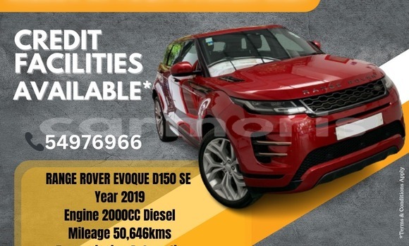 Buy Used Range Rover Evoque Red Car in Baie du Cap in Savanne District Buy Used Range Rover Evoque Red Car in Baie du Cap in Savanne District