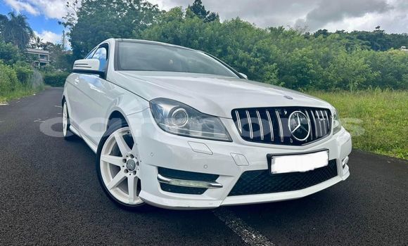 Buy Used Mercedes-Benz C-Classe Other Car in Baie du Cap in Savanne District Buy Used Mercedes-Benz C-Classe Other Car in Baie du Cap in Savanne District