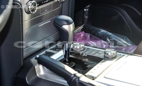 Buy Import Toyota Land Cruiser White Car in Import - Dubai in Agalega Islands Buy Import Toyota Land Cruiser White Car in Import - Dubai in Agalega Islands