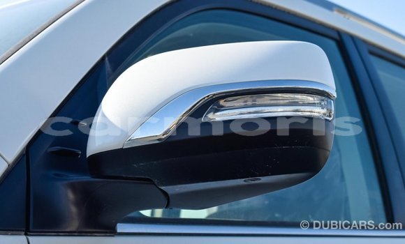 Buy Import Toyota Land Cruiser White Car in Import - Dubai in Agalega Islands Buy Import Toyota Land Cruiser White Car in Import - Dubai in Agalega Islands