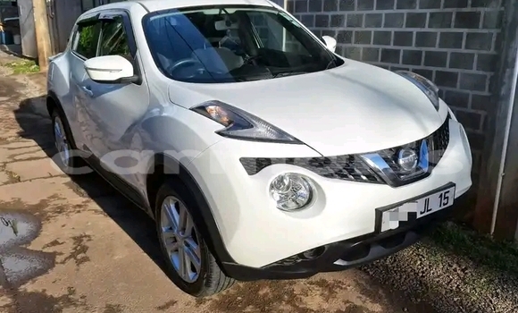 Buy Used Nissan Juke White Car in Port Louis in Port Louis District Buy Used Nissan Juke White Car in Port Louis in Port Louis District