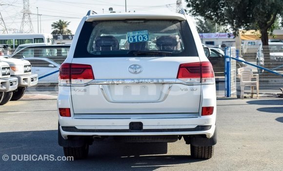 Buy Import Toyota Land Cruiser White Car in Import - Dubai in Agalega Islands Buy Import Toyota Land Cruiser White Car in Import - Dubai in Agalega Islands