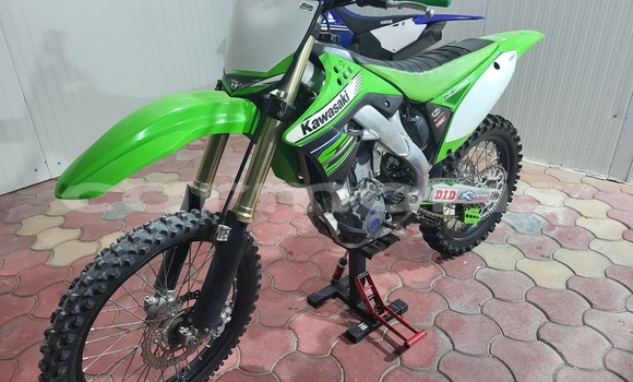 Acheter Occasion Moto Kawasaki KX Vert à Port Louis, Port Louis District Acheter Occasion Moto Kawasaki KX Vert à Port Louis, Port Louis District