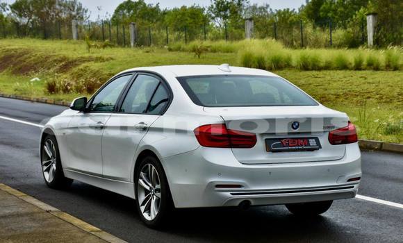 Buy Used BMW 315 White Car in Anse La Raie in Rivière du Rempart District Buy Used BMW 315 White Car in Anse La Raie in Rivière du Rempart District